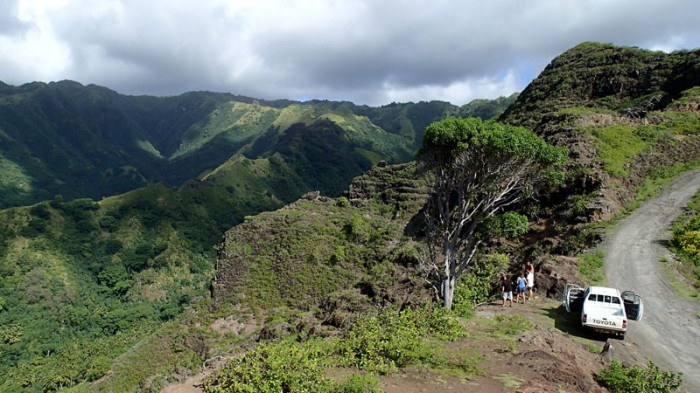 Sur les crêtes de Hiva-Oa