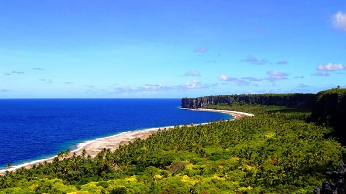 Côte Est vers le Sud, le site du village originel de Moumu