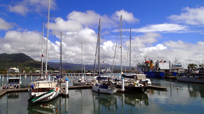 L’Envol dans la marina d’Apia