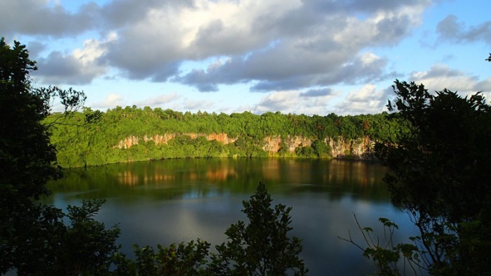 Cratère du lac Lalolalo