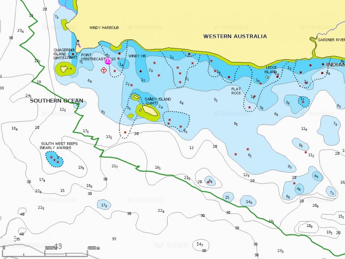 Pris à partie entre brise et vent à D’Entrecasteaux Point