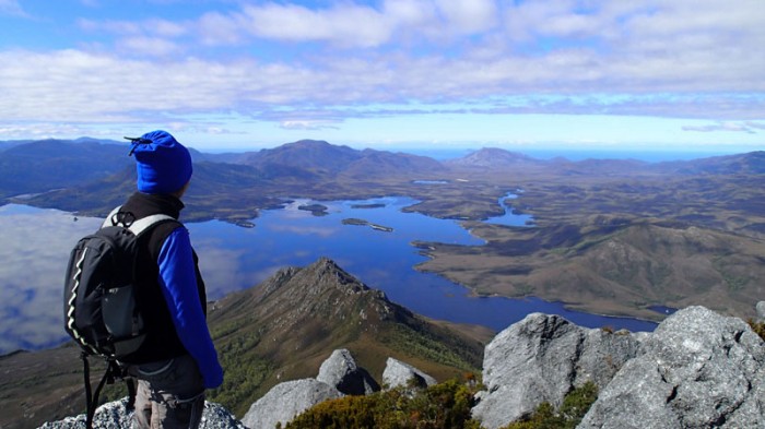 Le Bathurst Harbour, Melaleuca et la petite Iola Bay avec L’Envol (à D)