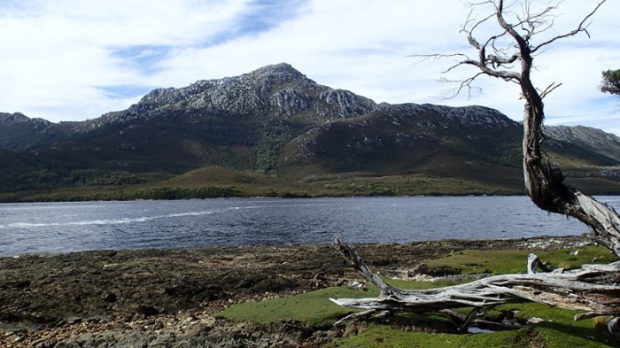 A Joan Point (Port Davey Track), Bathurst Narrows et Mt Rugby