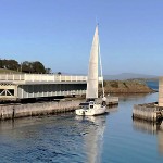 Pour la première fois un pont s’ouvre devant L’Envol (canal Denison)