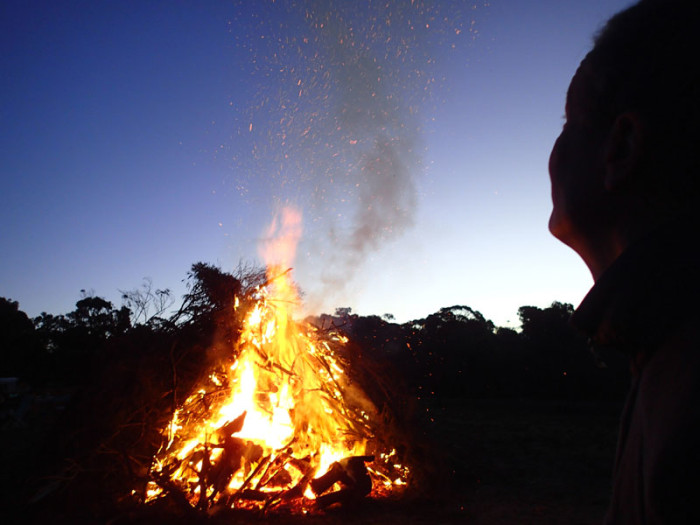 20 juin 2021, feu du solstice d’hiver (nuit la plus longue) chez Ted