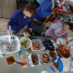 Repas au Bungalow Community Garden